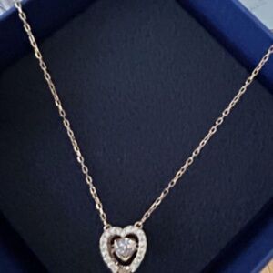 BNIB SWAROVSKI ETERNAL SPARKLING HEART NECKLACE